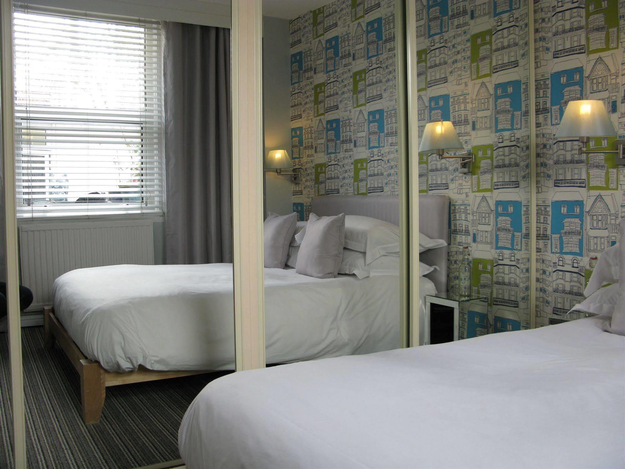 Oyo Lifestyle Hotel Sea Breeze Hove Exterior foto