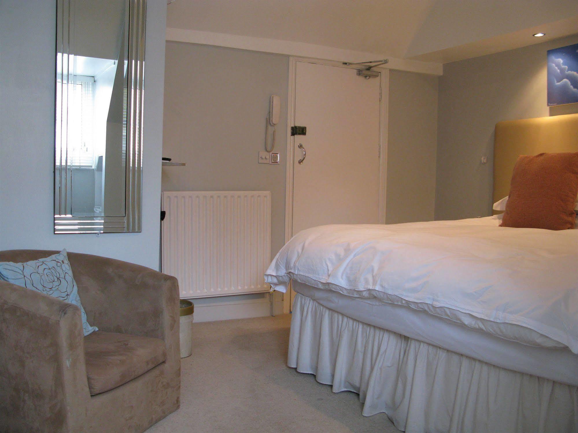Oyo Lifestyle Hotel Sea Breeze Hove Exterior foto